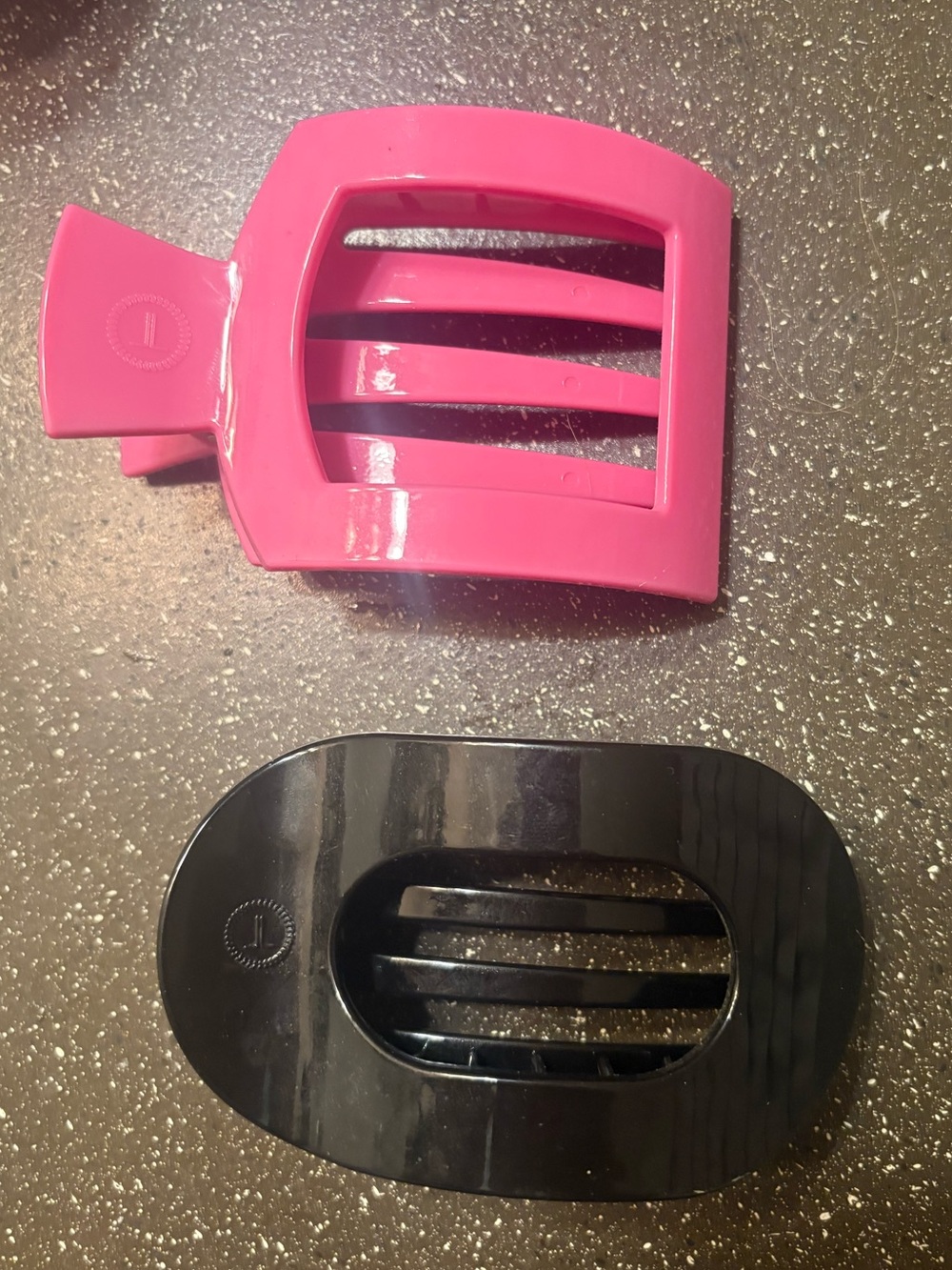 Televise Flat Hair Clips set of 2- pink and black